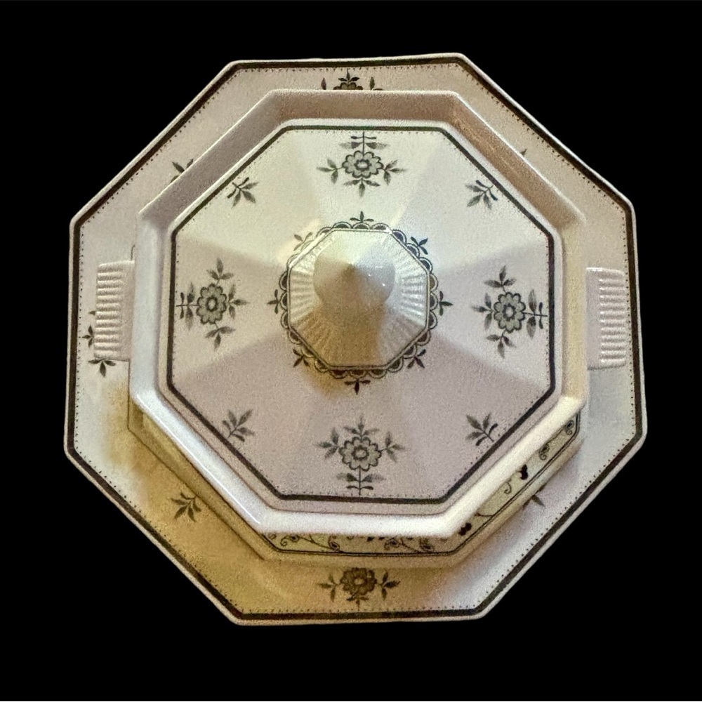 🔥Independence Ironstone Lidded 2qt Casserole Dish🔥 Vintage/Rare Find